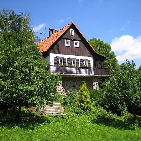 فيلا Nové Město nad Metujíفي Chalet Lomy الغرفة الصورة