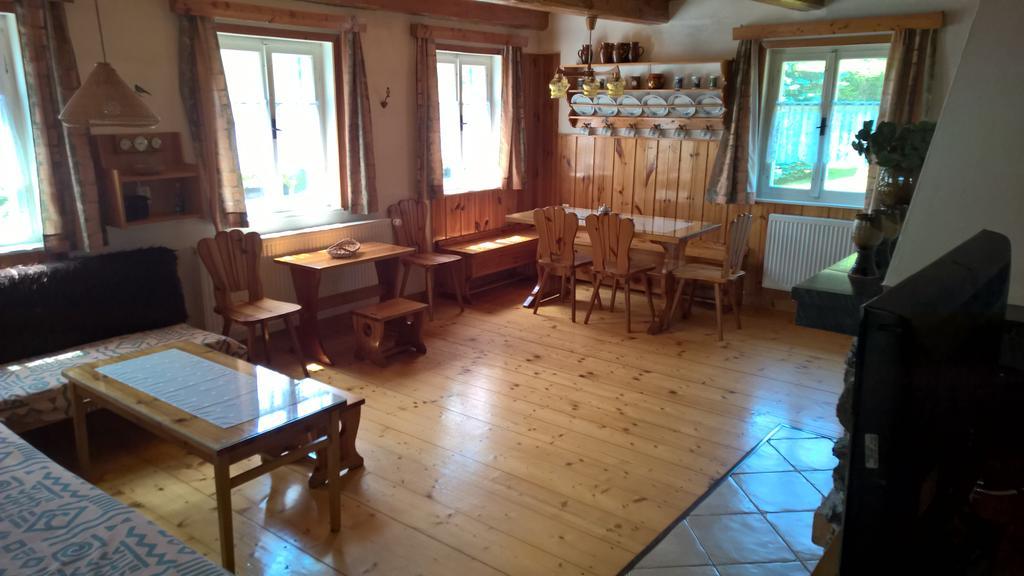 فيلا Nové Město nad Metujíفي Chalet Lomy الغرفة الصورة