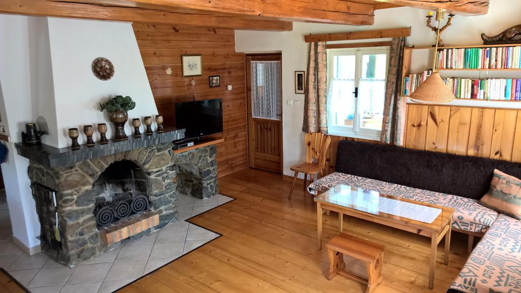فيلا Nové Město nad Metujíفي Chalet Lomy الغرفة الصورة