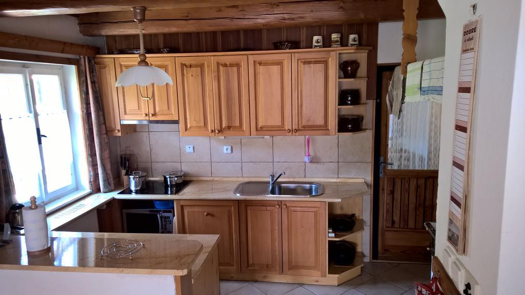 فيلا Nové Město nad Metujíفي Chalet Lomy الغرفة الصورة